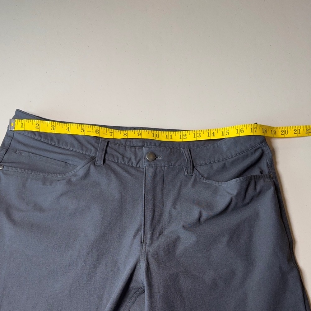 Lululemon ABC Pant Mens 34x28 Dark Grey Classic Fit Warpstreme Trouser M5583S - Picture 5 of 6